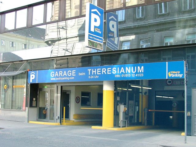 Garage beim Theresianum