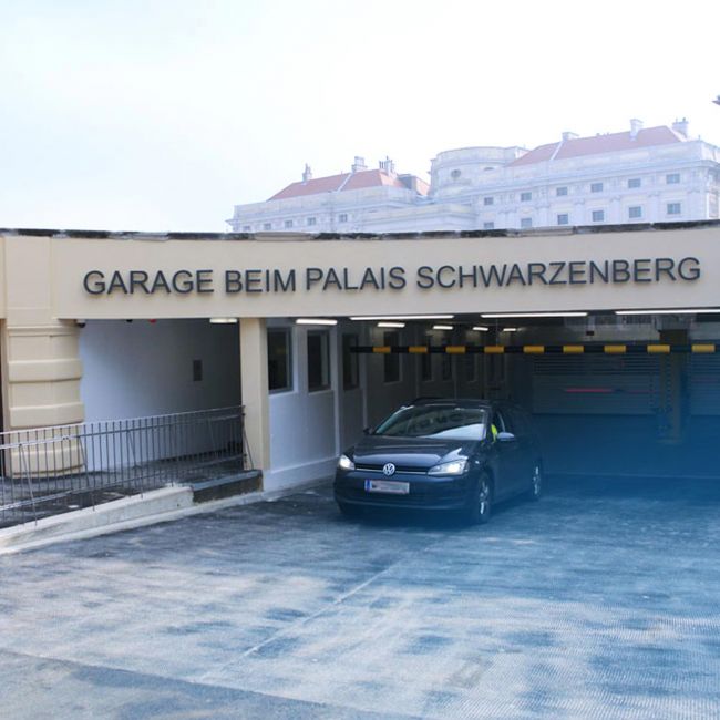 Garage beim Palais Schwarzenberg